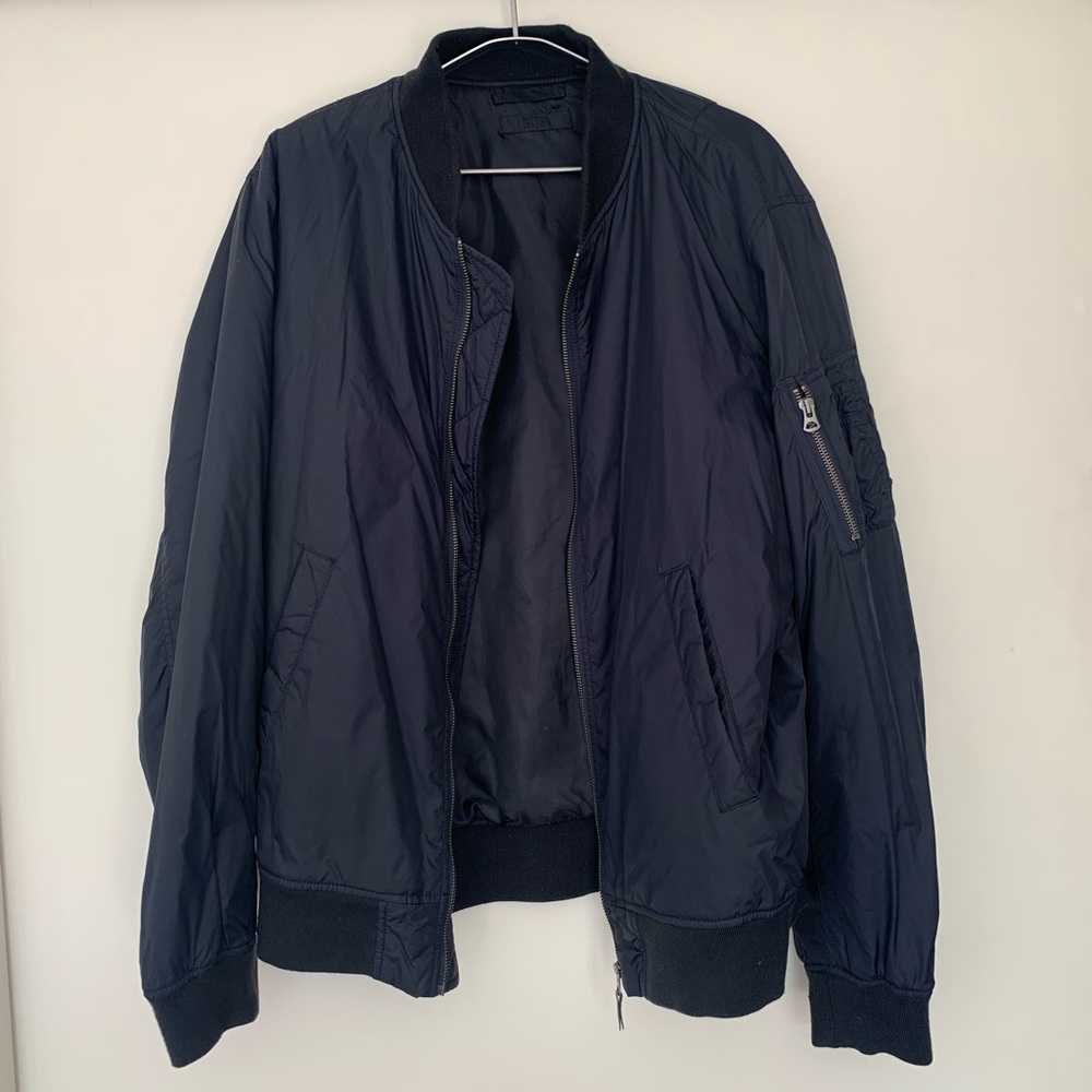 Uniqlo Black Bomer’s Jacket Men’s L